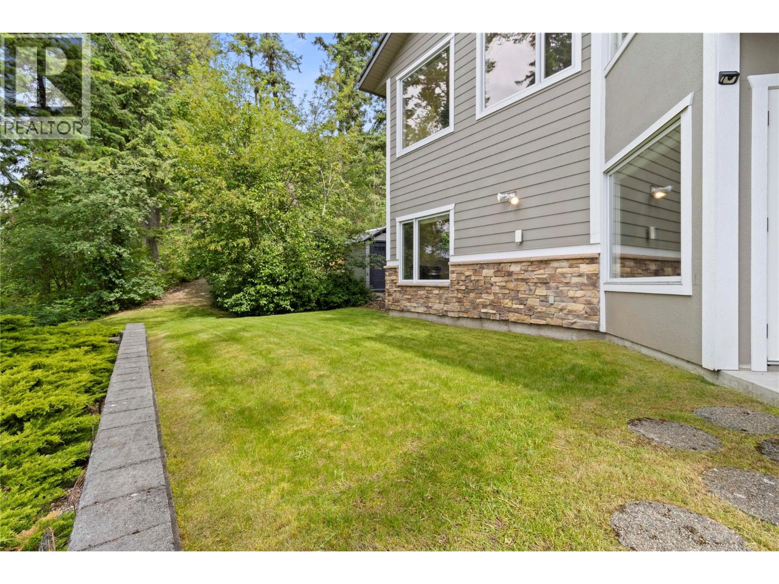 3011 Durham Road, Blind Bay