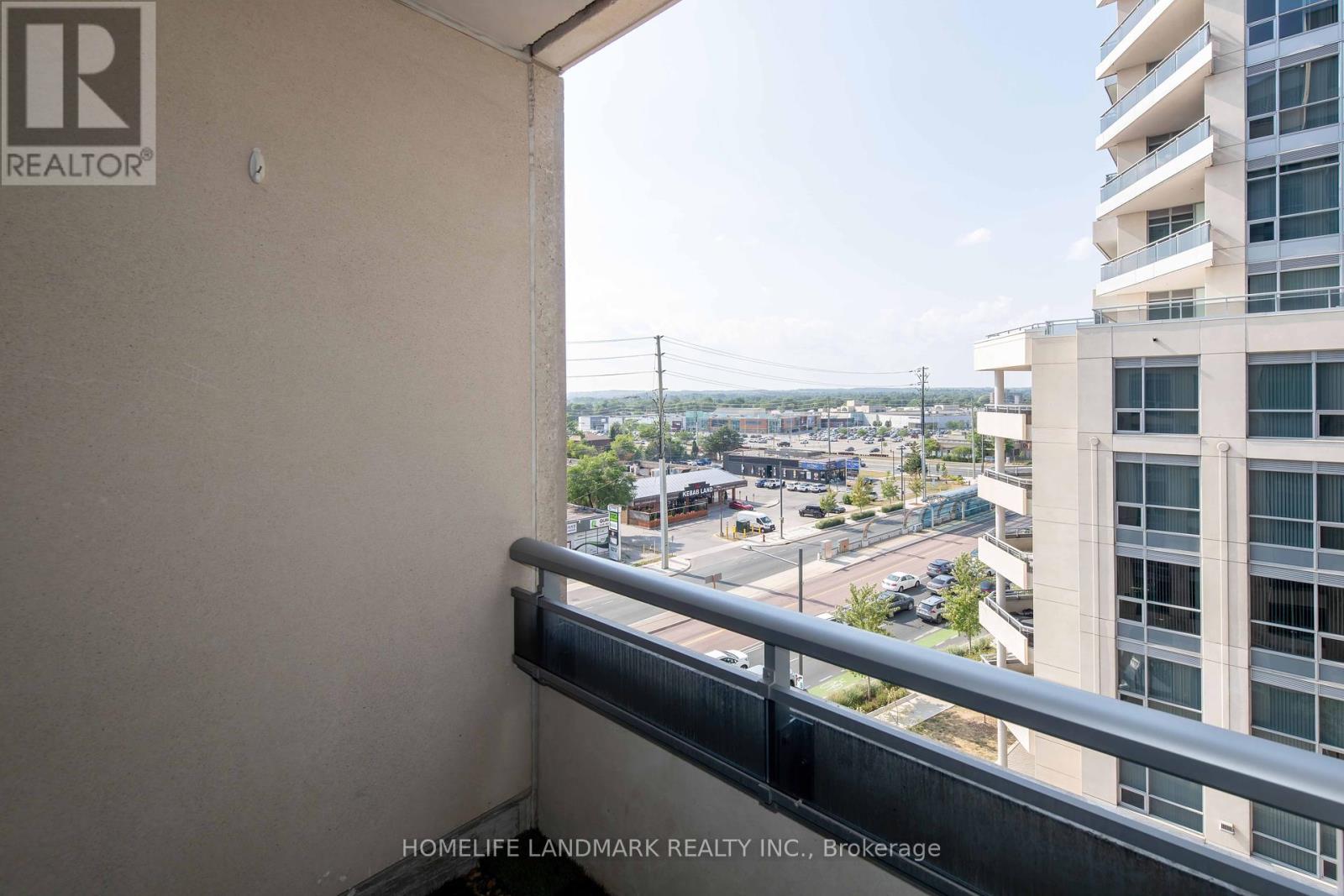 Photo 13 of 607 9191 Yonge Street Nw, Richmond Hill ON