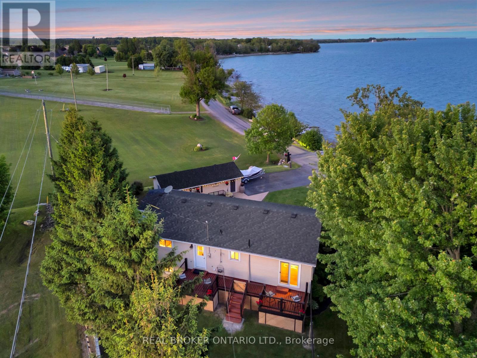 Photo 1 of 1697 Lakeshore Road, Haldimand ON
