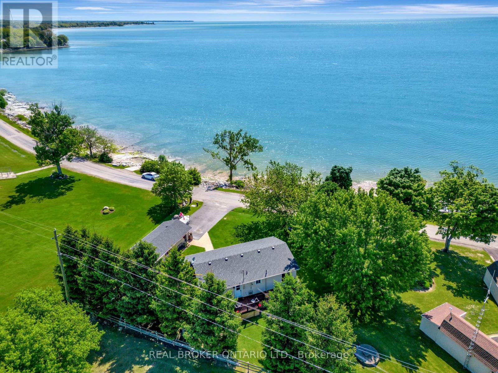 Photo 12 of 1697 Lakeshore Road, Haldimand ON