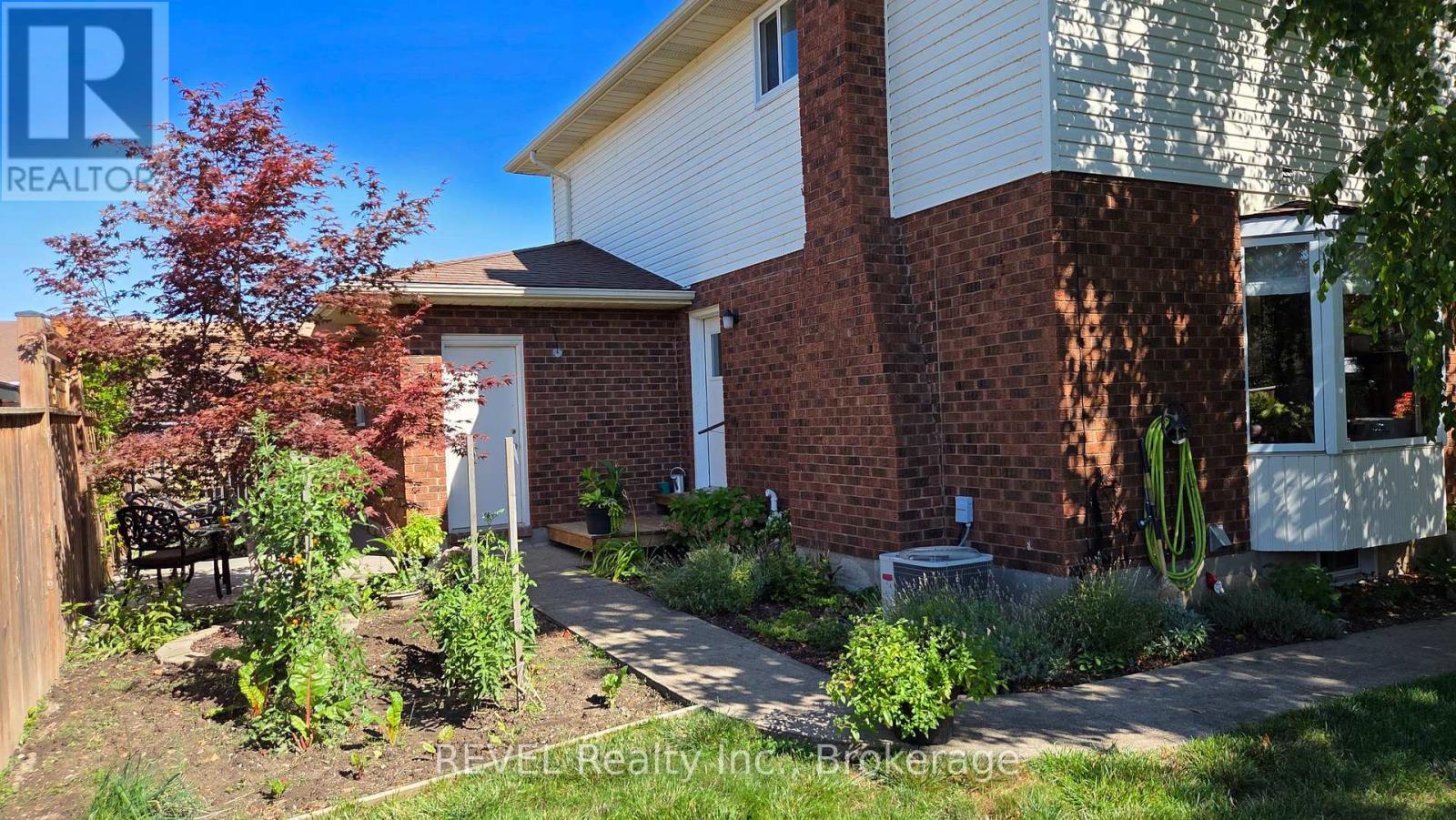 Photo 39 of 43 Flannery Lane, Thorold ON