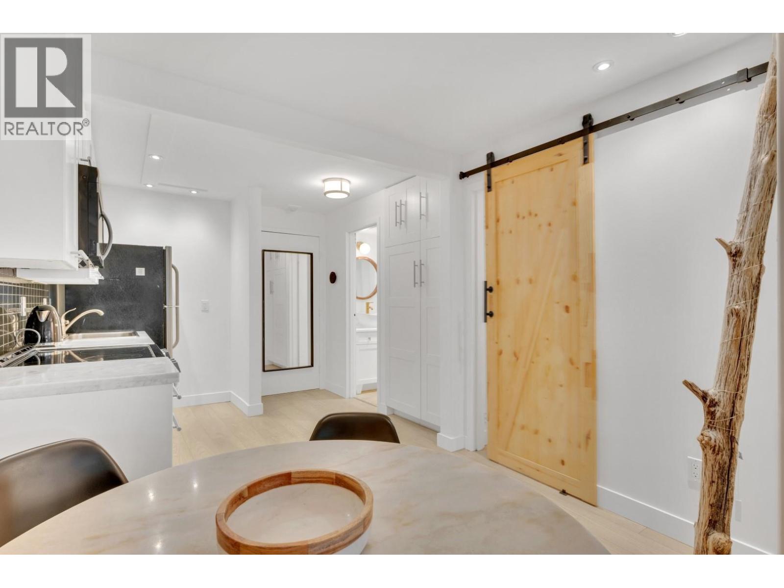 Photo 10 of 111 2190 W 7 Avenue, Vancouver BC