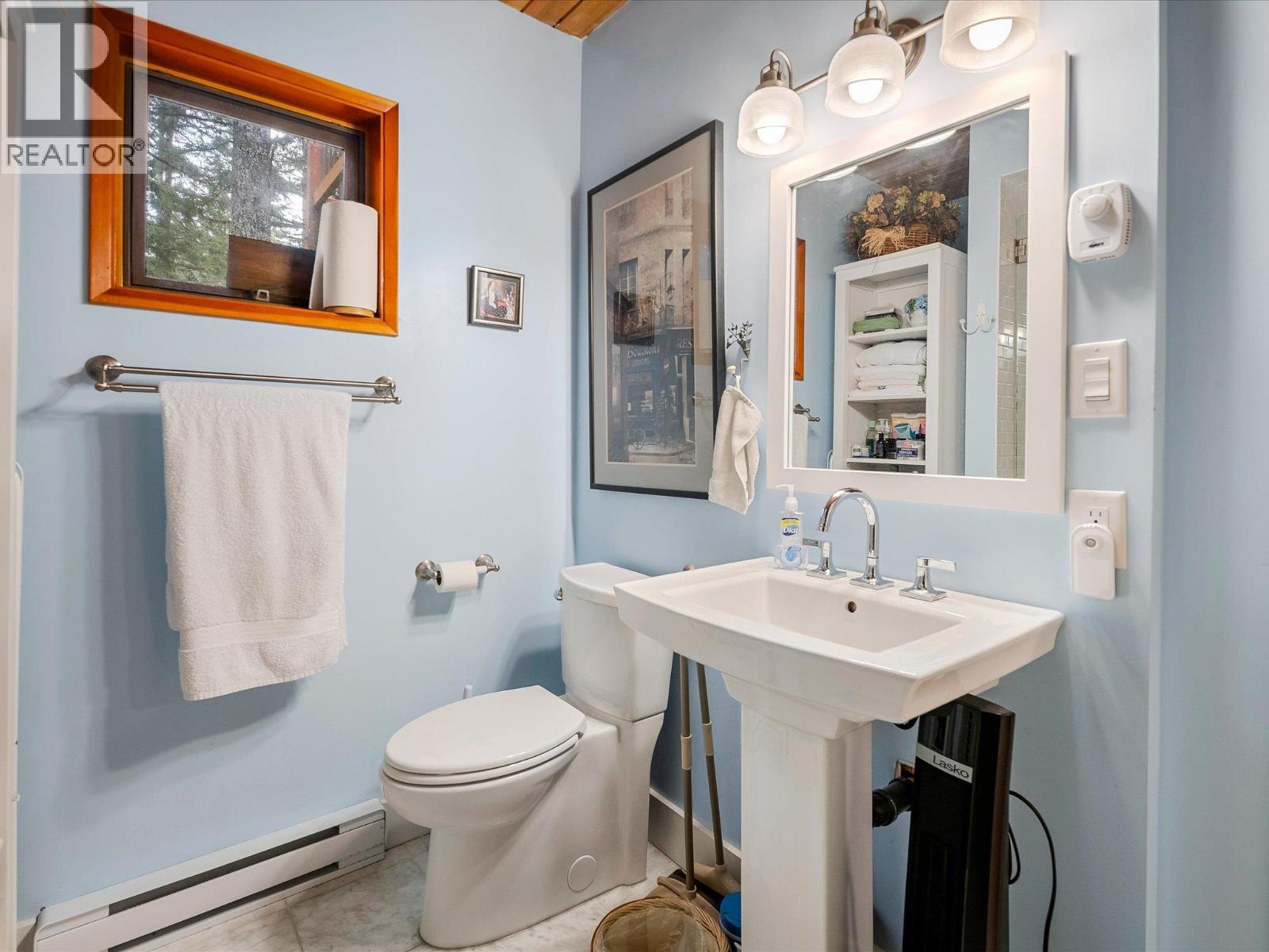 72 BLACK TUSK DRIVE, Whistler