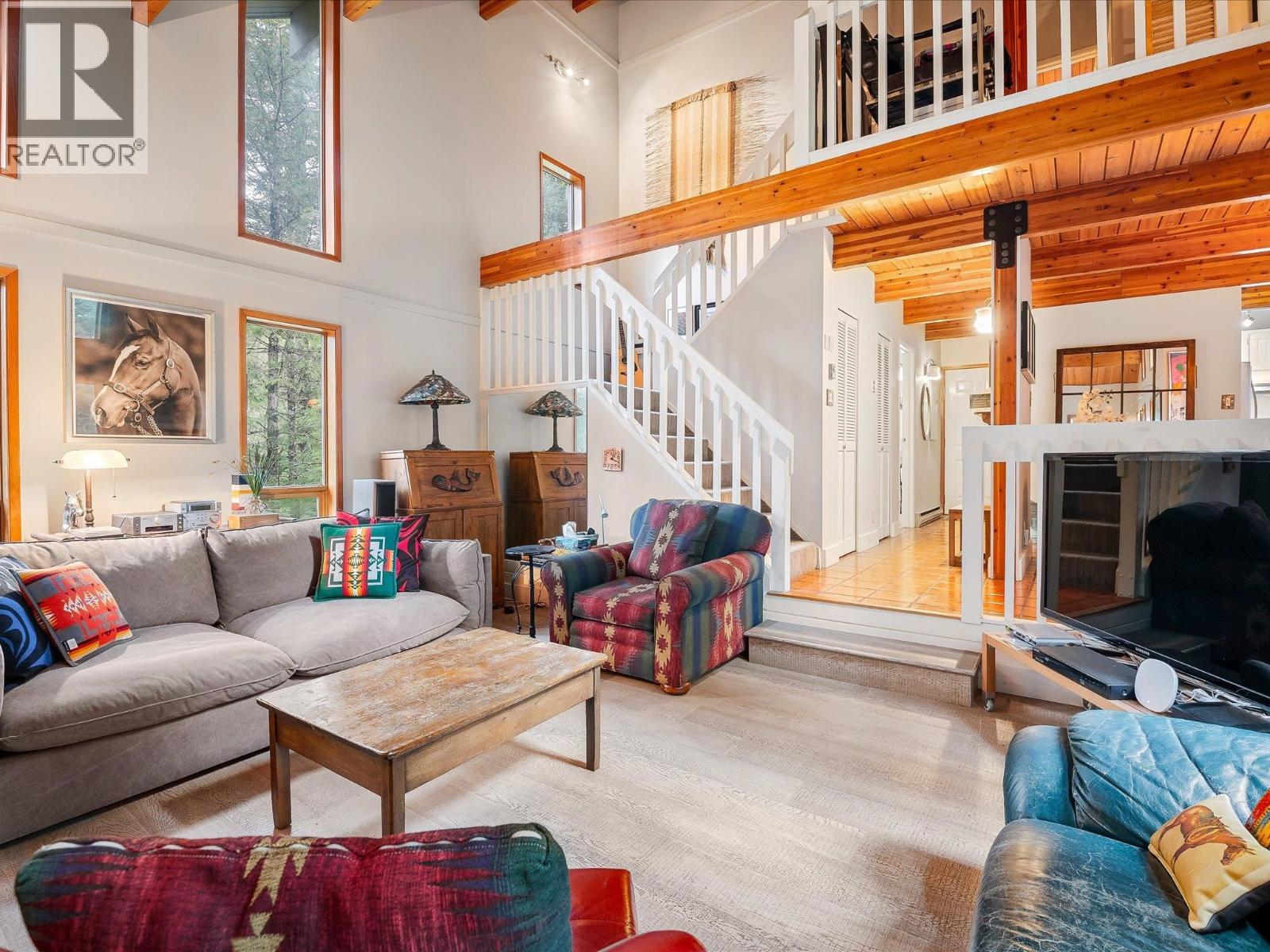 72 BLACK TUSK DRIVE, Whistler