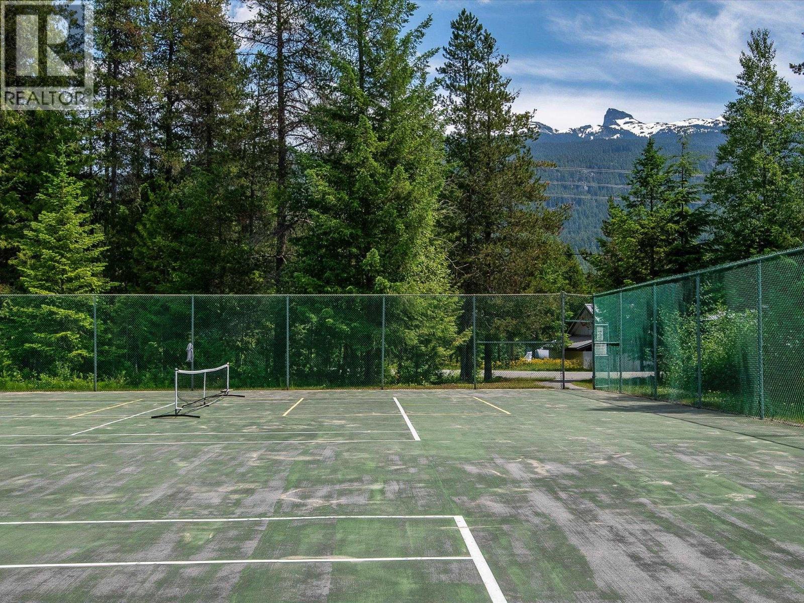 72 BLACK TUSK DRIVE, Whistler