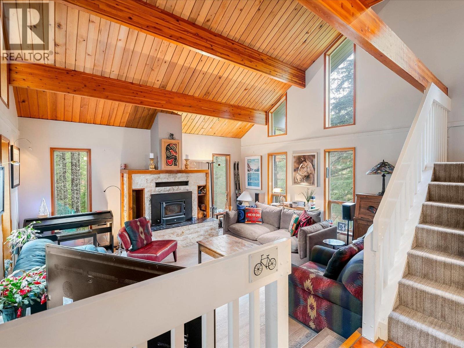 72 BLACK TUSK DRIVE, Whistler