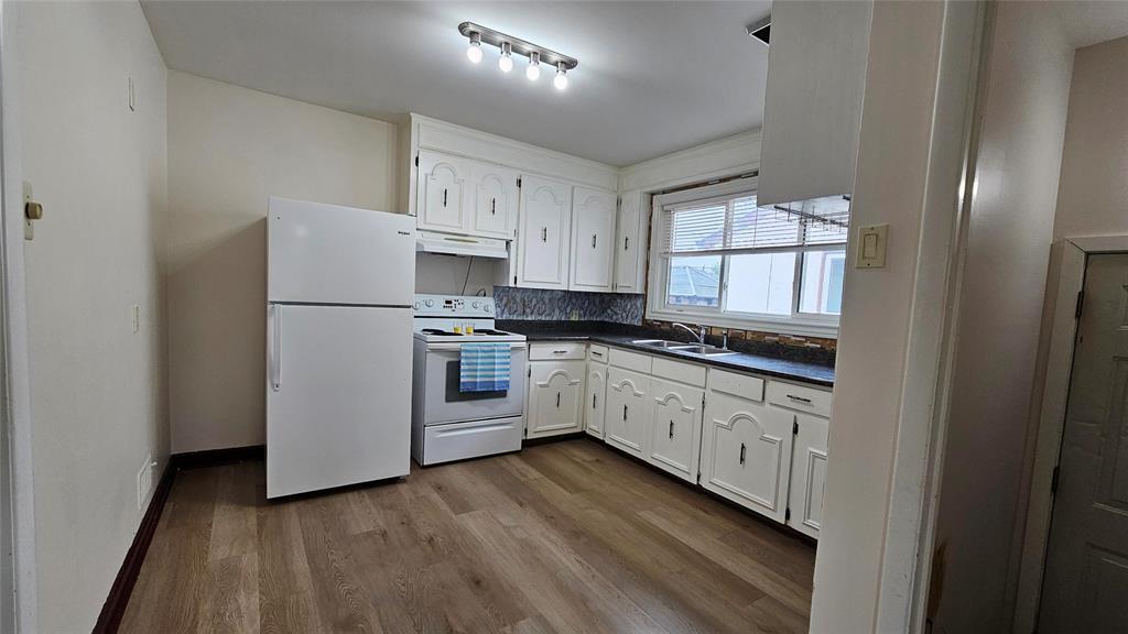 Photo 12 of 1216 Aberdeen Avenue, Winnipeg MB