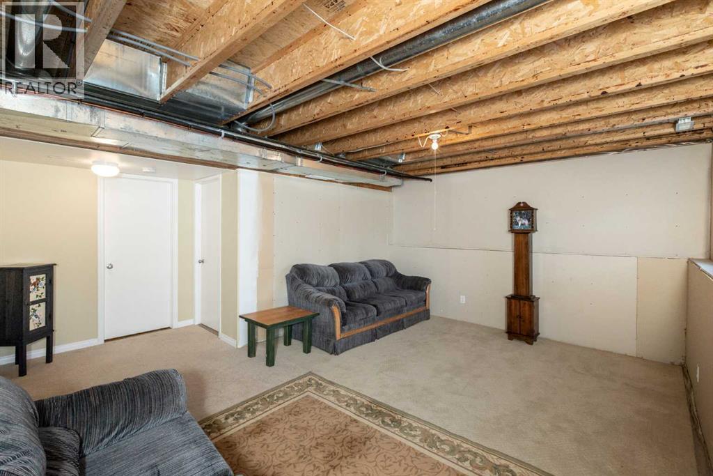 5204 42 Street, Innisfail