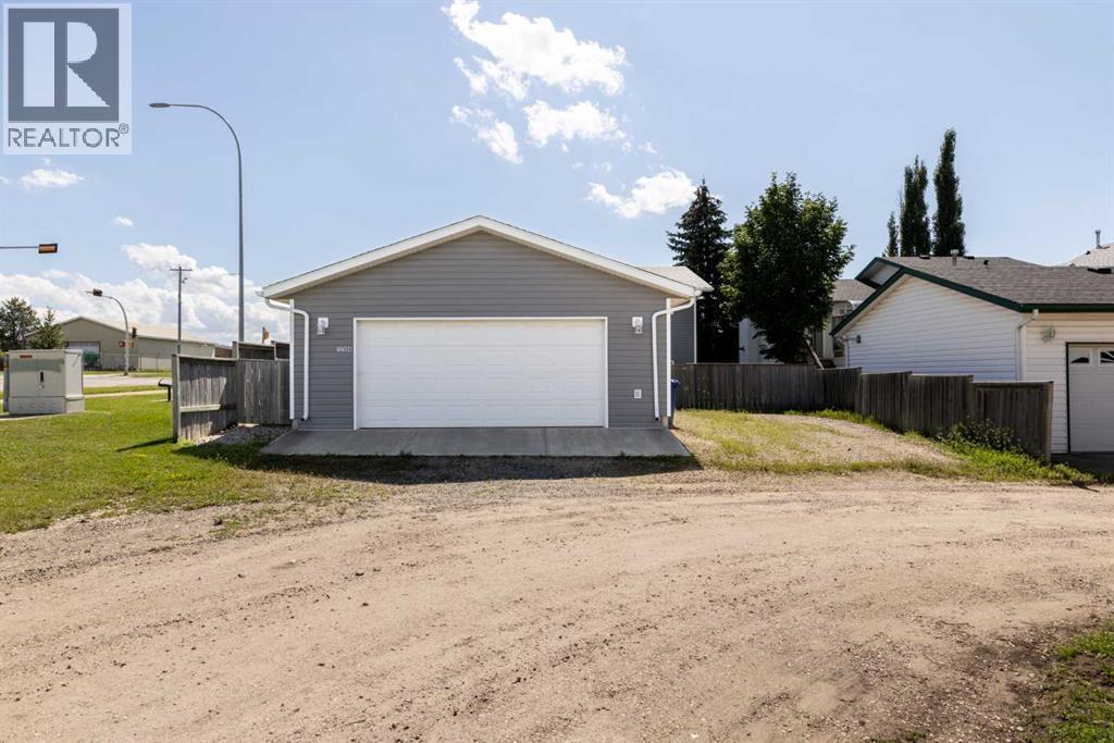 5204 42 Street, Innisfail