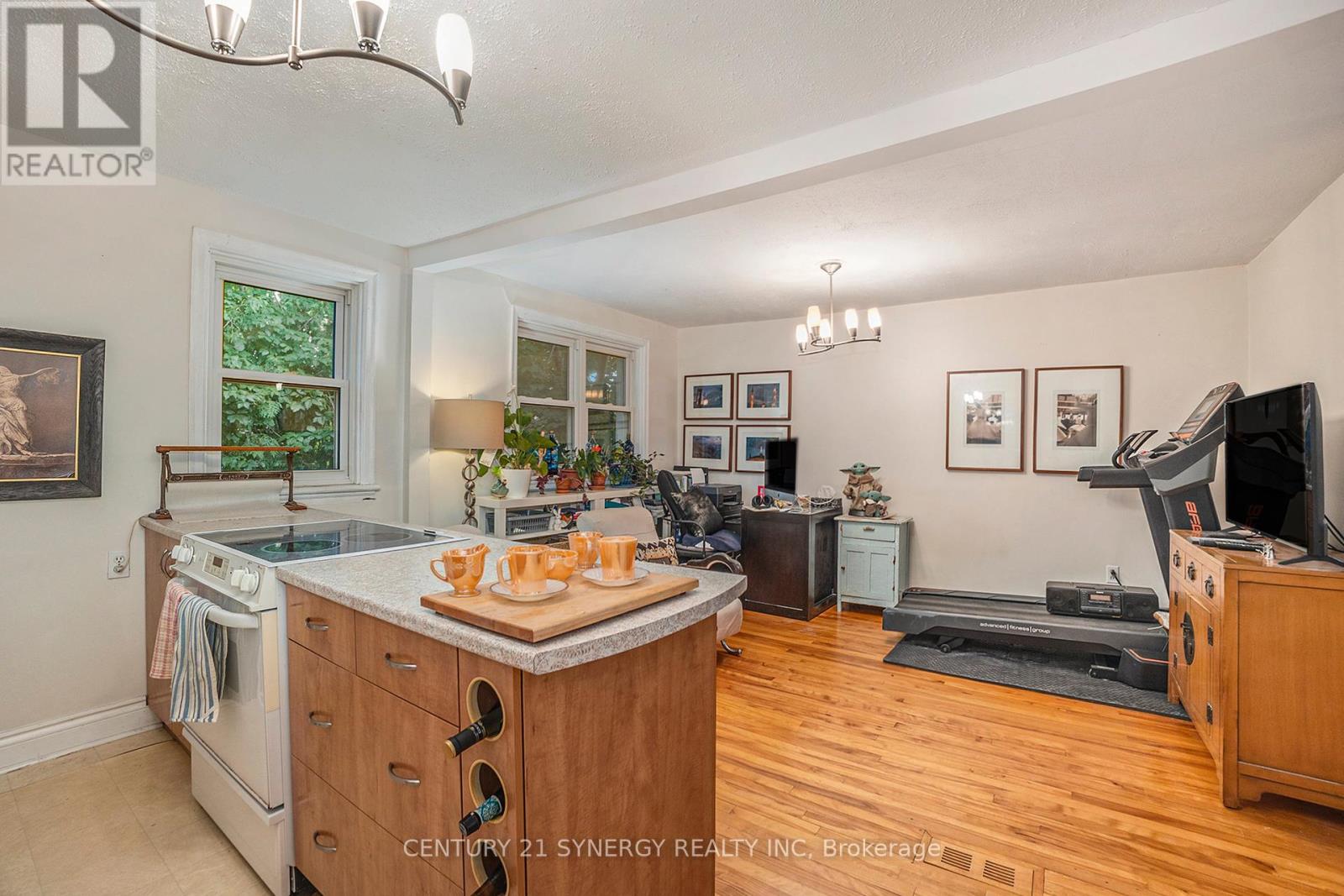 Photo 30 of 327 Richelieu Avenue, Ottawa ON