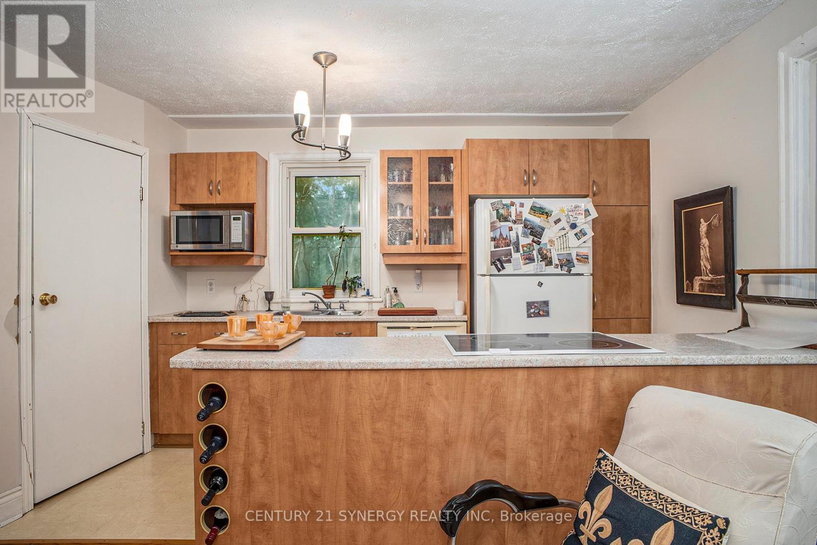 Photo 28 of 327 Richelieu Avenue, Ottawa ON