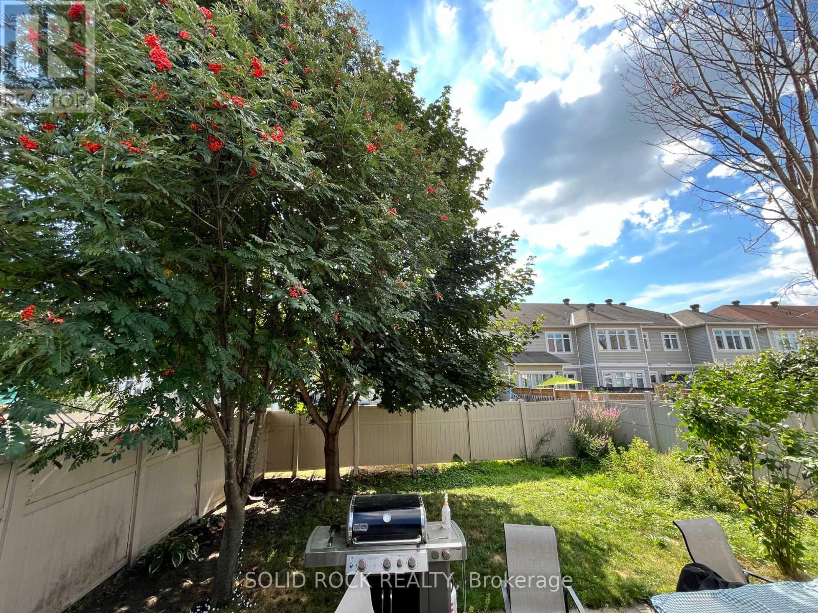 Photo 24 of 409 Amar Lane, Ottawa ON