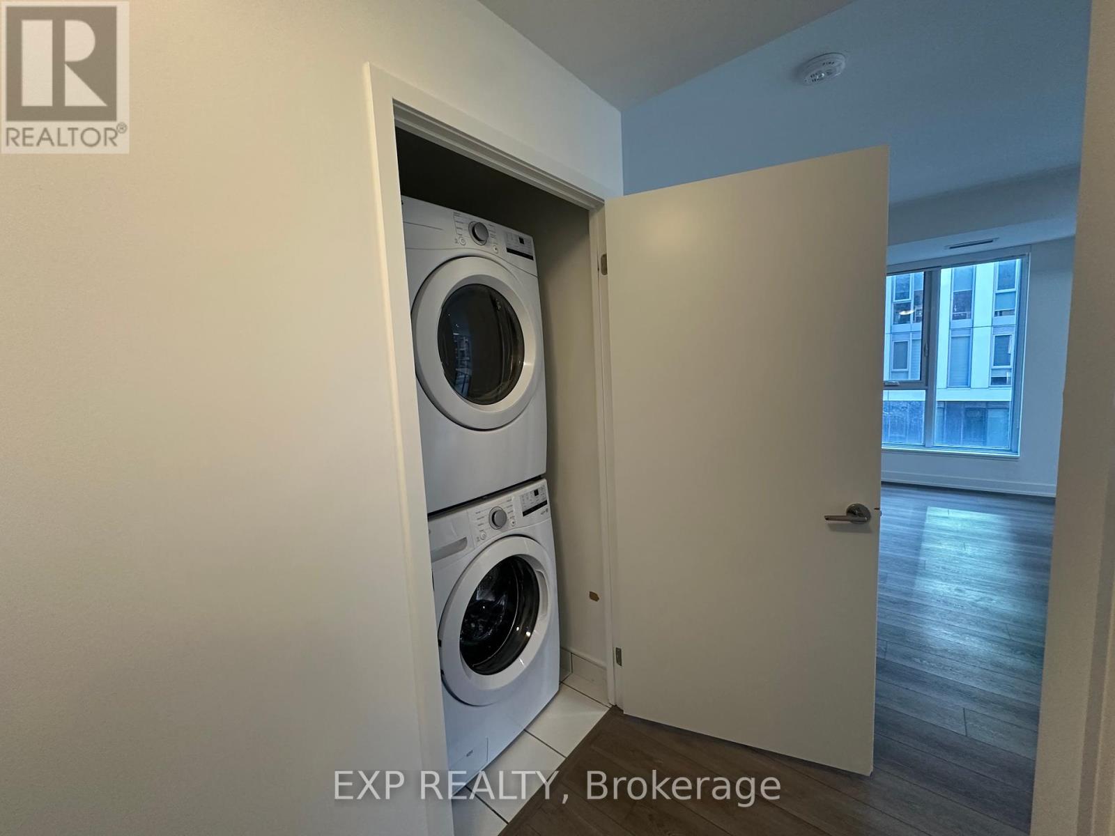 Photo 22 of 618 38 Simcoe Promenade, Markham ON