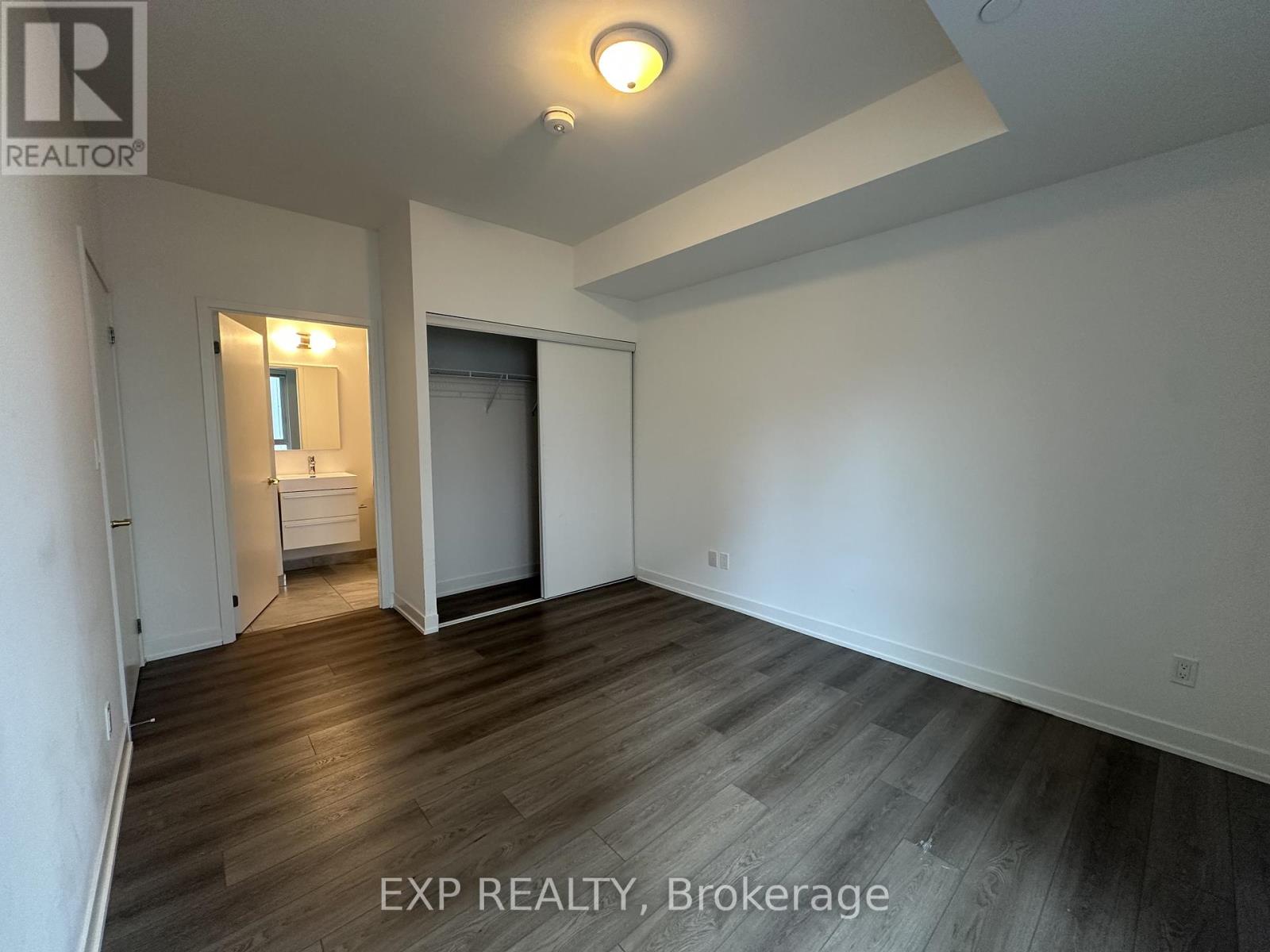 Photo 25 of 618 38 Simcoe Promenade, Markham ON
