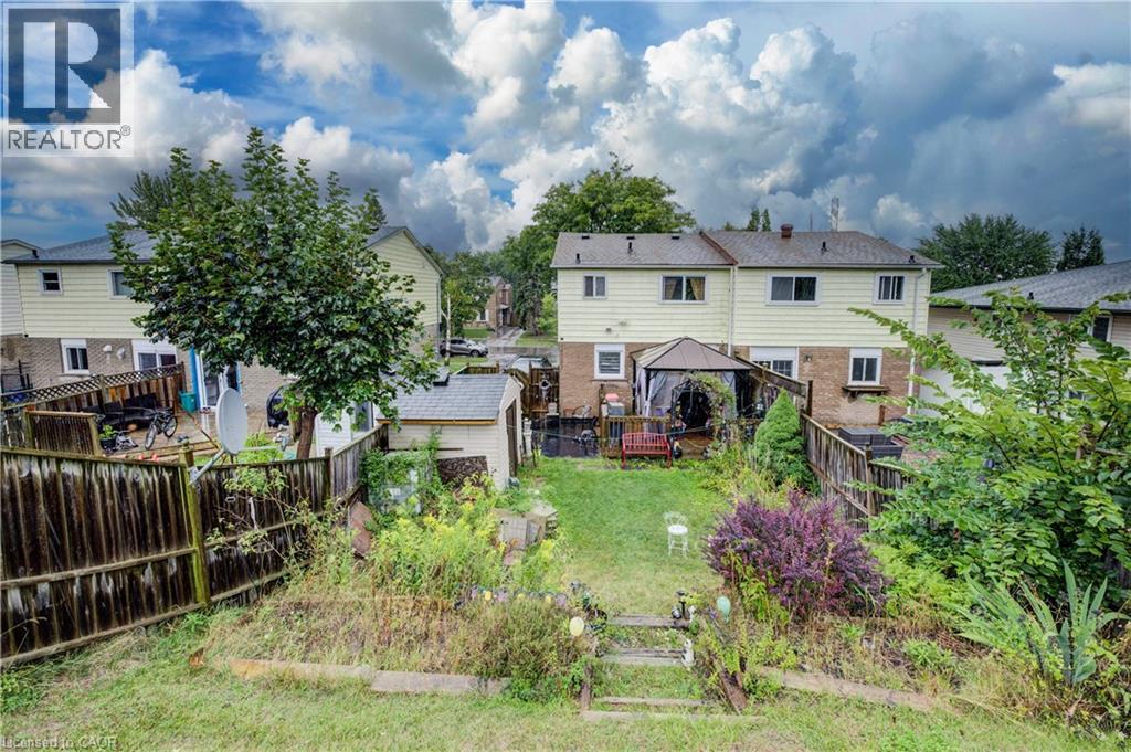 Photo 27 of 82 Timberlane Crescent, Kitchener ON