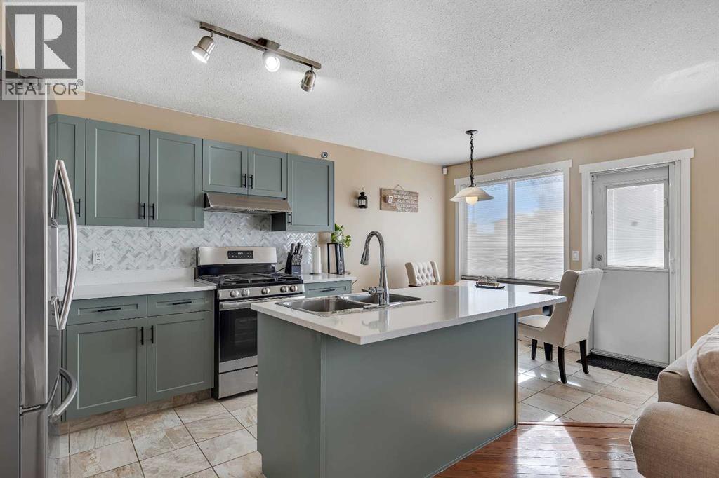 Single Family House for Sale in  Covepark Close NE Coventry Hills Calgary 