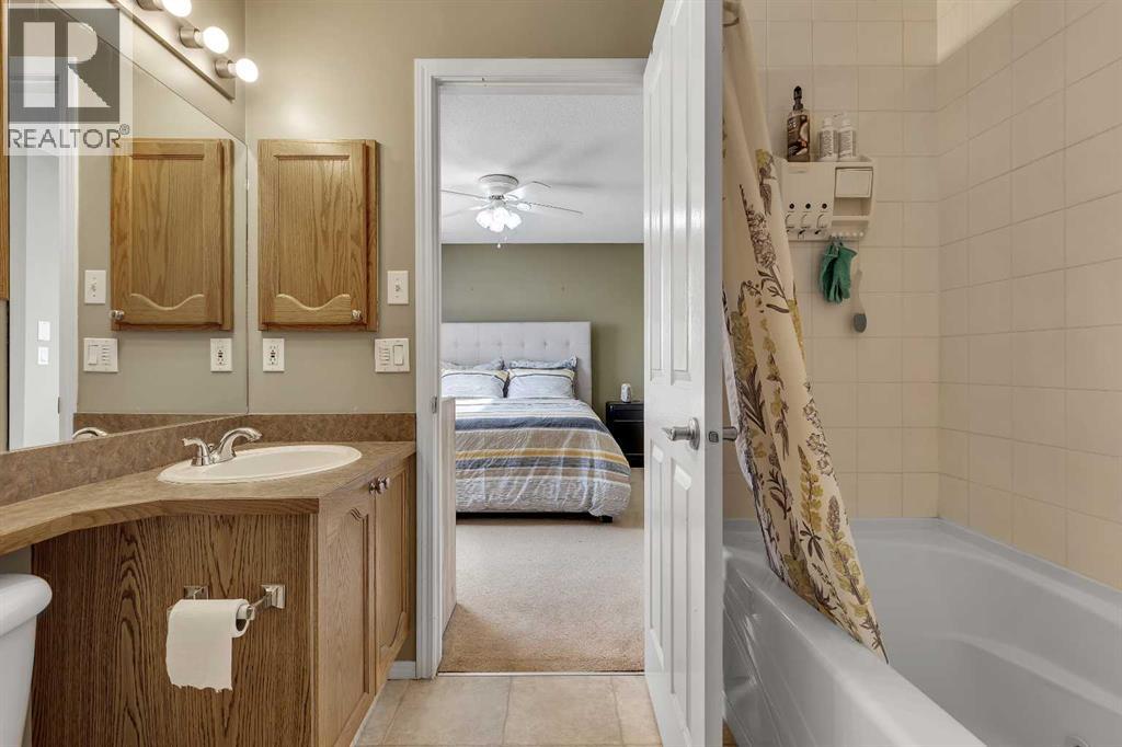 Single Family House for Sale in  Covepark Close NE Coventry Hills Calgary 