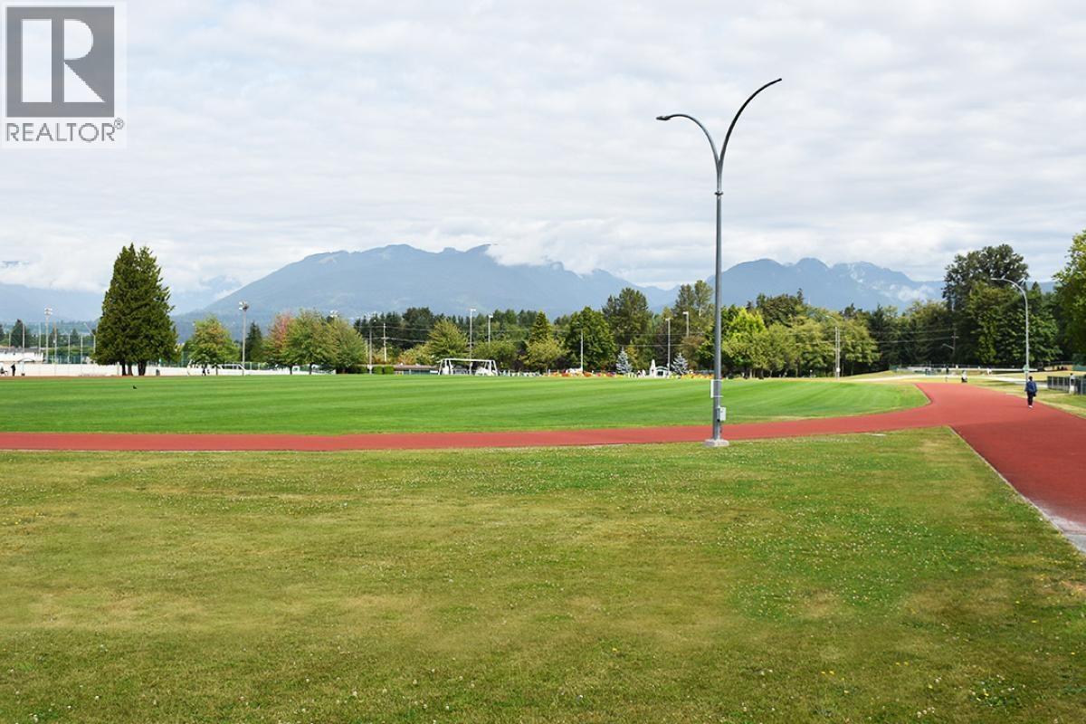 Photo 37 of 4362 Cambridge Street, Burnaby BC