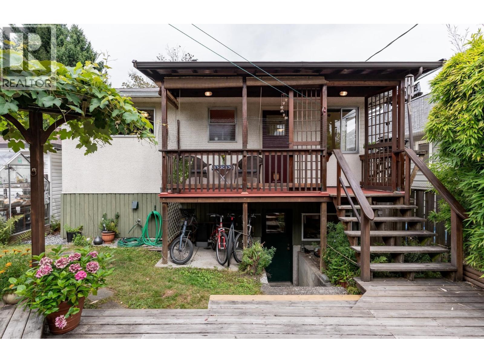Photo 31 of 4362 Cambridge Street, Burnaby BC