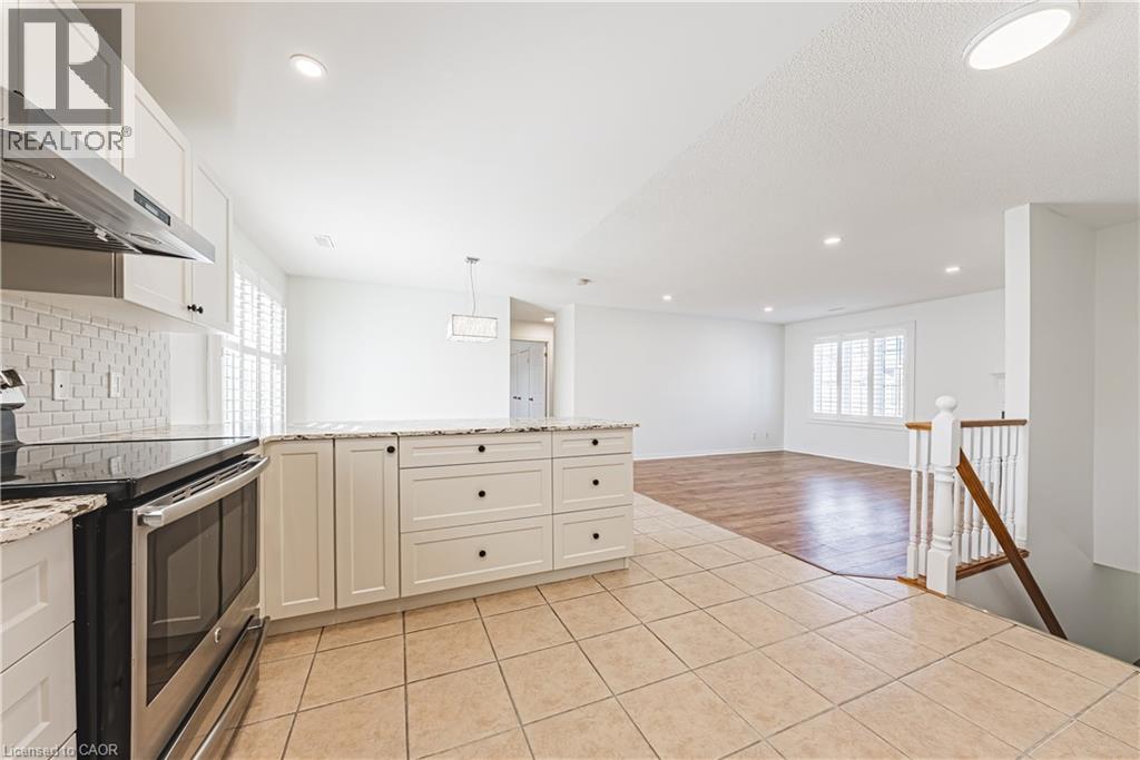 Photo 8 of 996 Rymal Road East Road E Unit 18, Hamilton ON