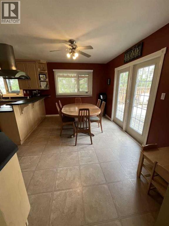 Photo 7 of 5226 52 Street, Daysland AB