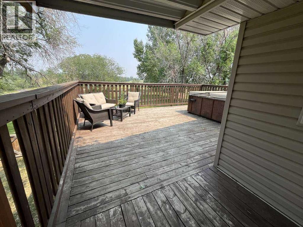 Photo 19 of 5226 52 Street, Daysland AB