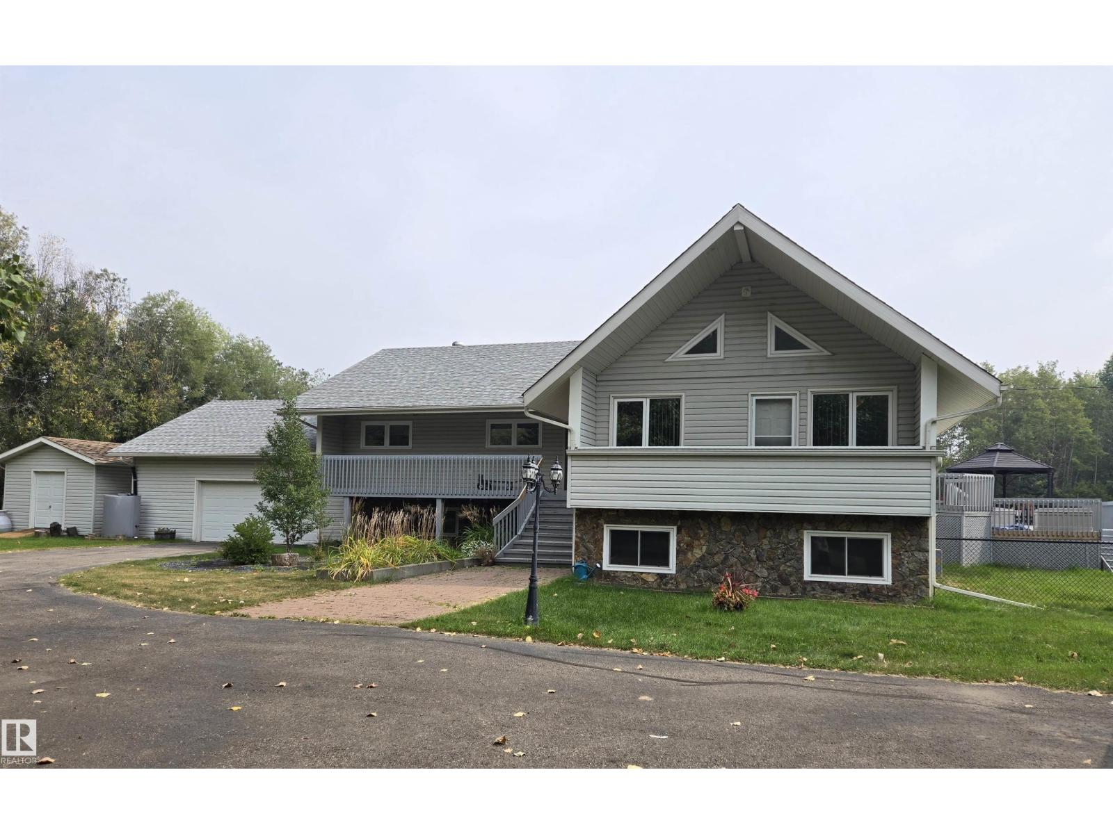 Photo 1 of 11 23012 Twp Road 521, Rural Strathcona County AB