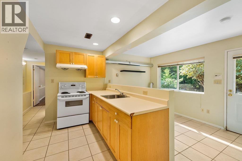Photo 28 of 4393 Glencanyon Drive, North Vancouver BC