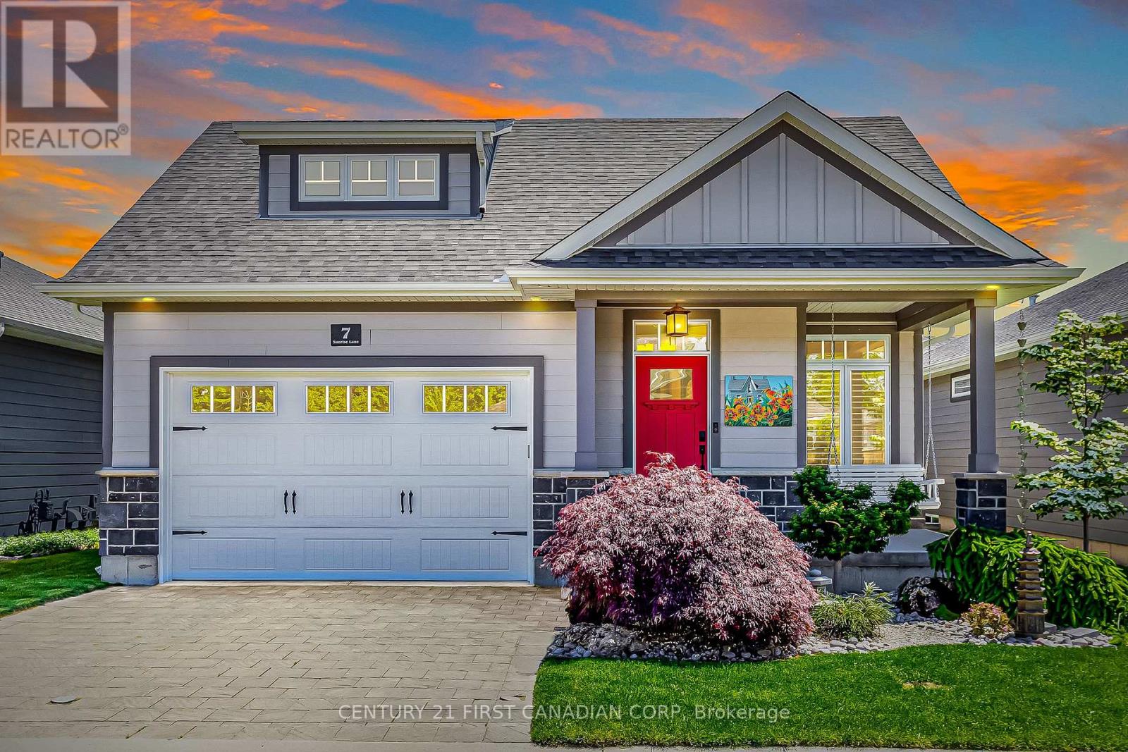 Photo 1 of 7 Sunrise Lane, Lambton Shores ON