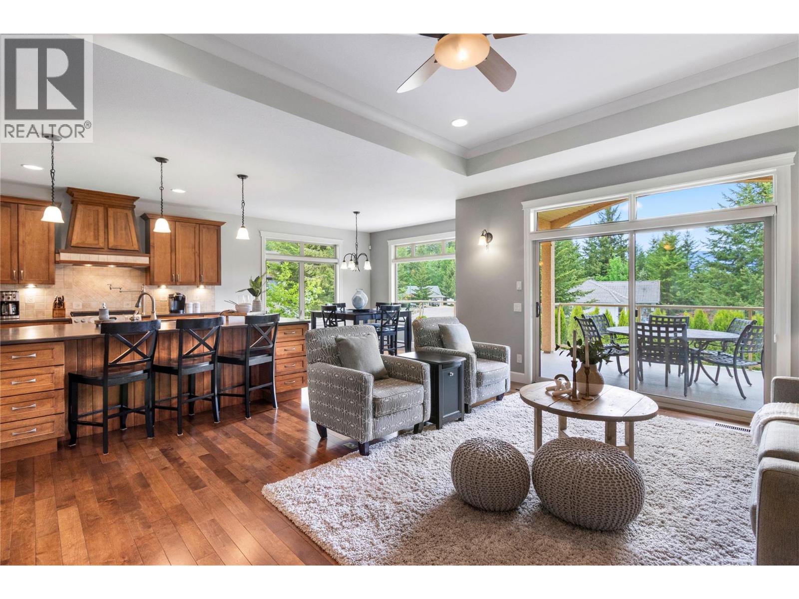 Photo 15 of 2701 Mountview Drive, Blind Bay BC