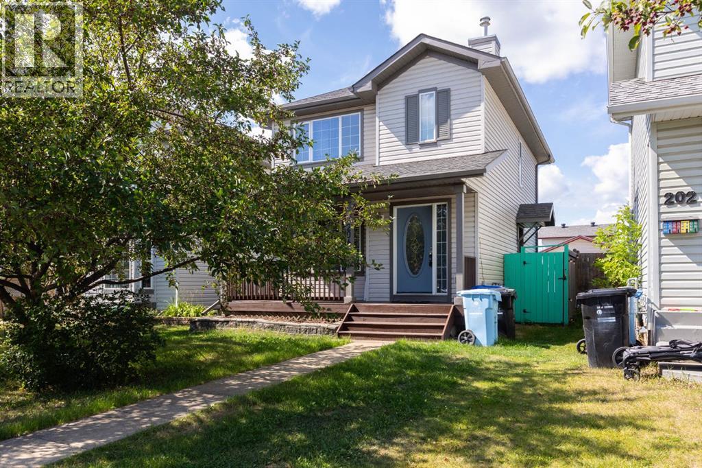 Photo 1 of 206 Smallwood Street, Fort Mcmurray AB