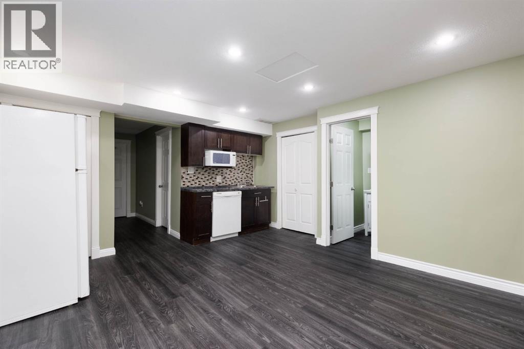 Photo 24 of 206 Smallwood Street, Fort Mcmurray AB