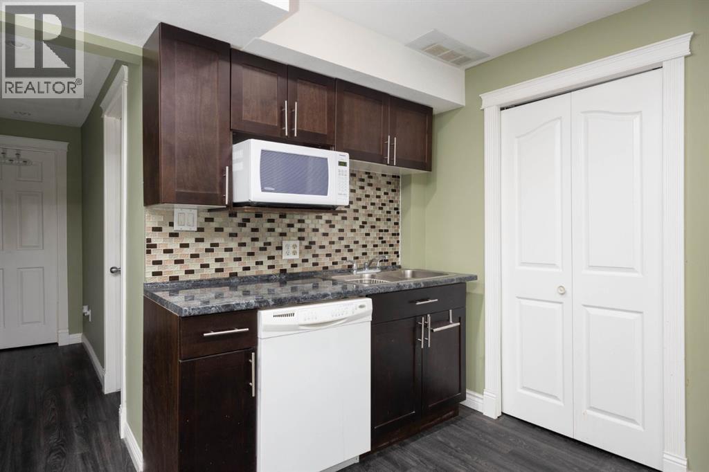 Photo 25 of 206 Smallwood Street, Fort Mcmurray AB