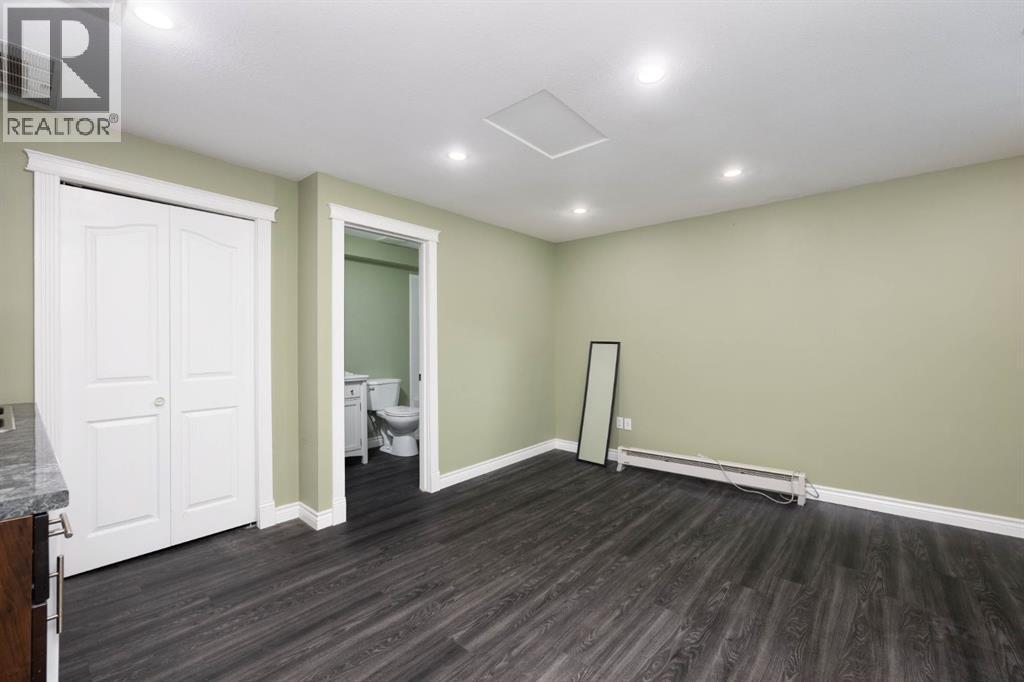 Photo 27 of 206 Smallwood Street, Fort Mcmurray AB