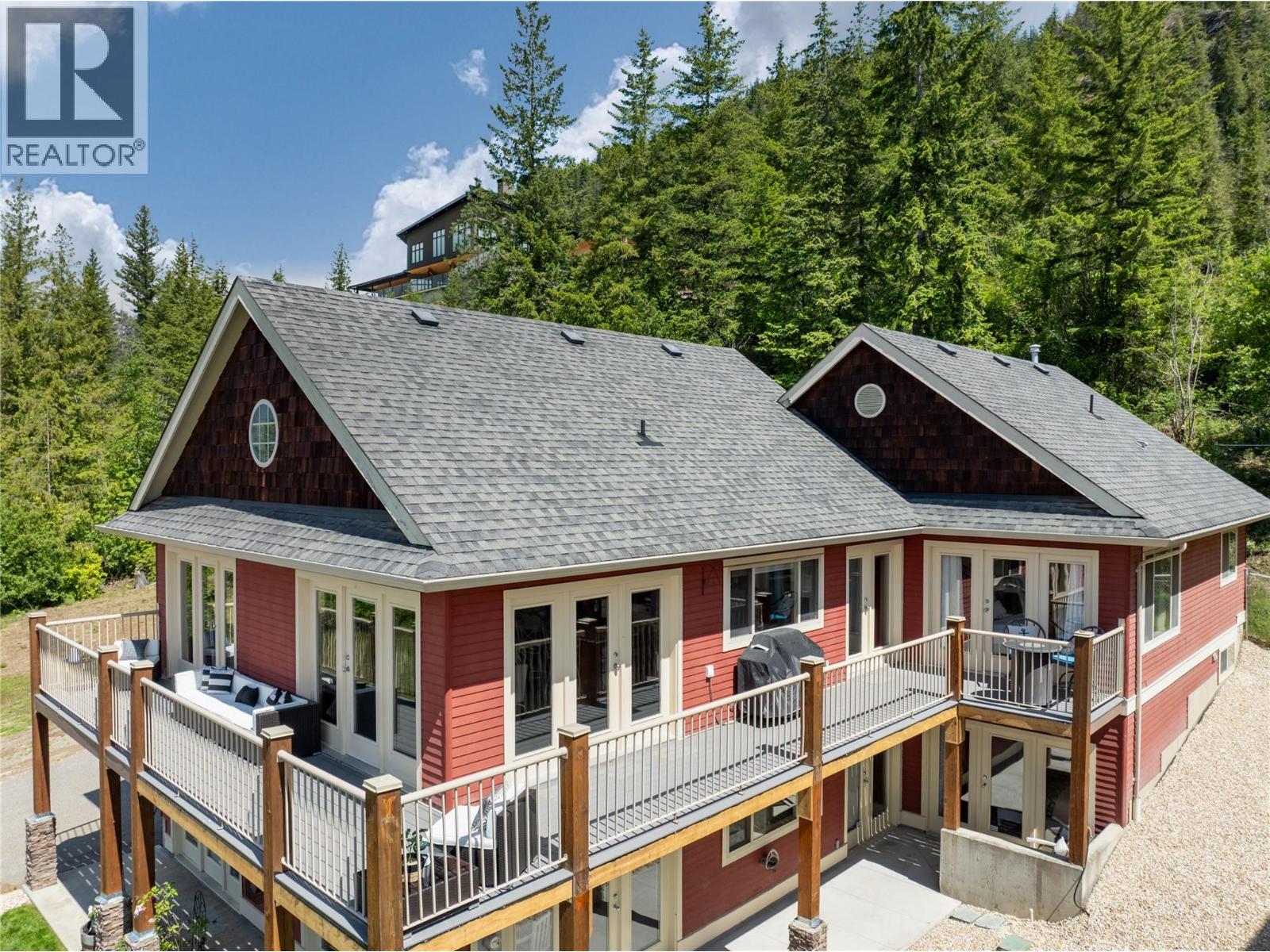 Photo 8 of 3240 Roncastle Road, Blind Bay BC