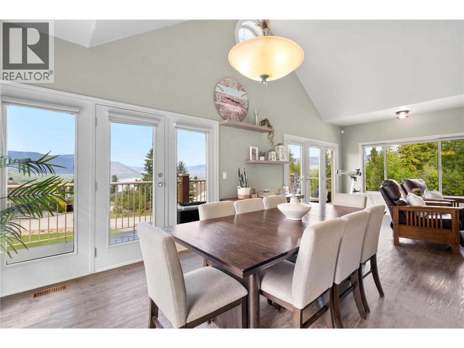 Photo 12 of 3240 Roncastle Road, Blind Bay BC