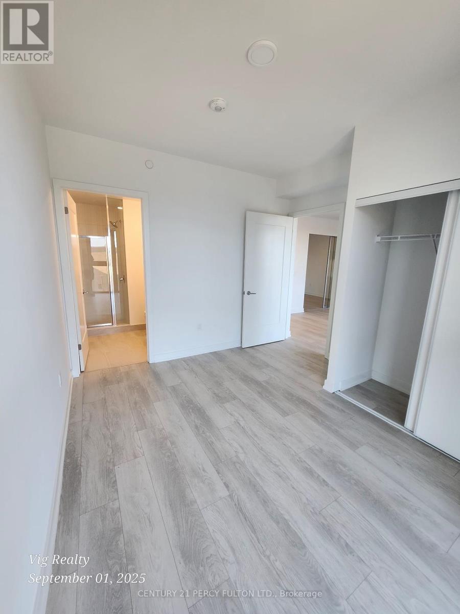 Photo 10 of 205 801 The Queensway Avenue, Toronto ON