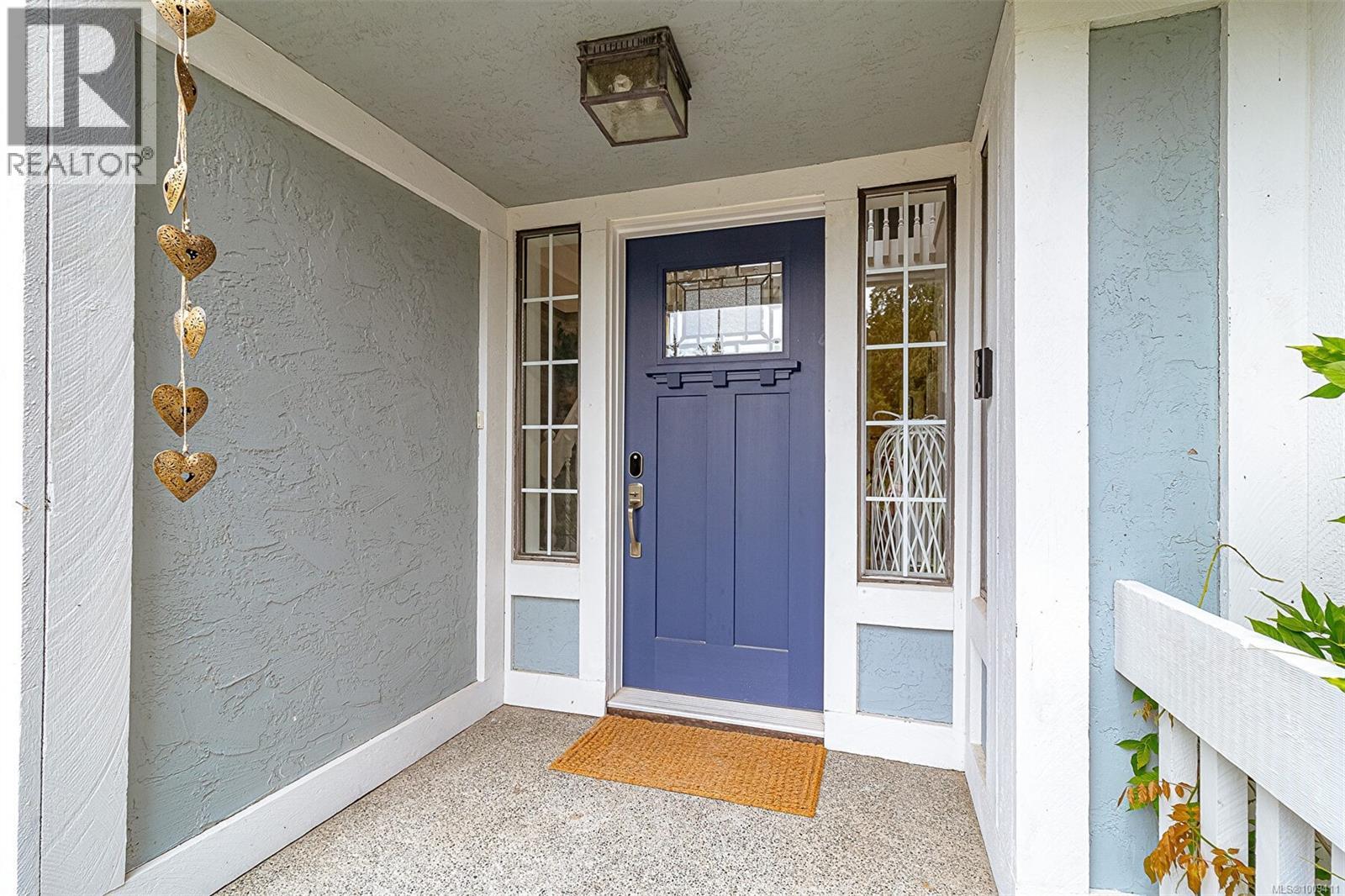1680 Barrett Dr, North Saanich