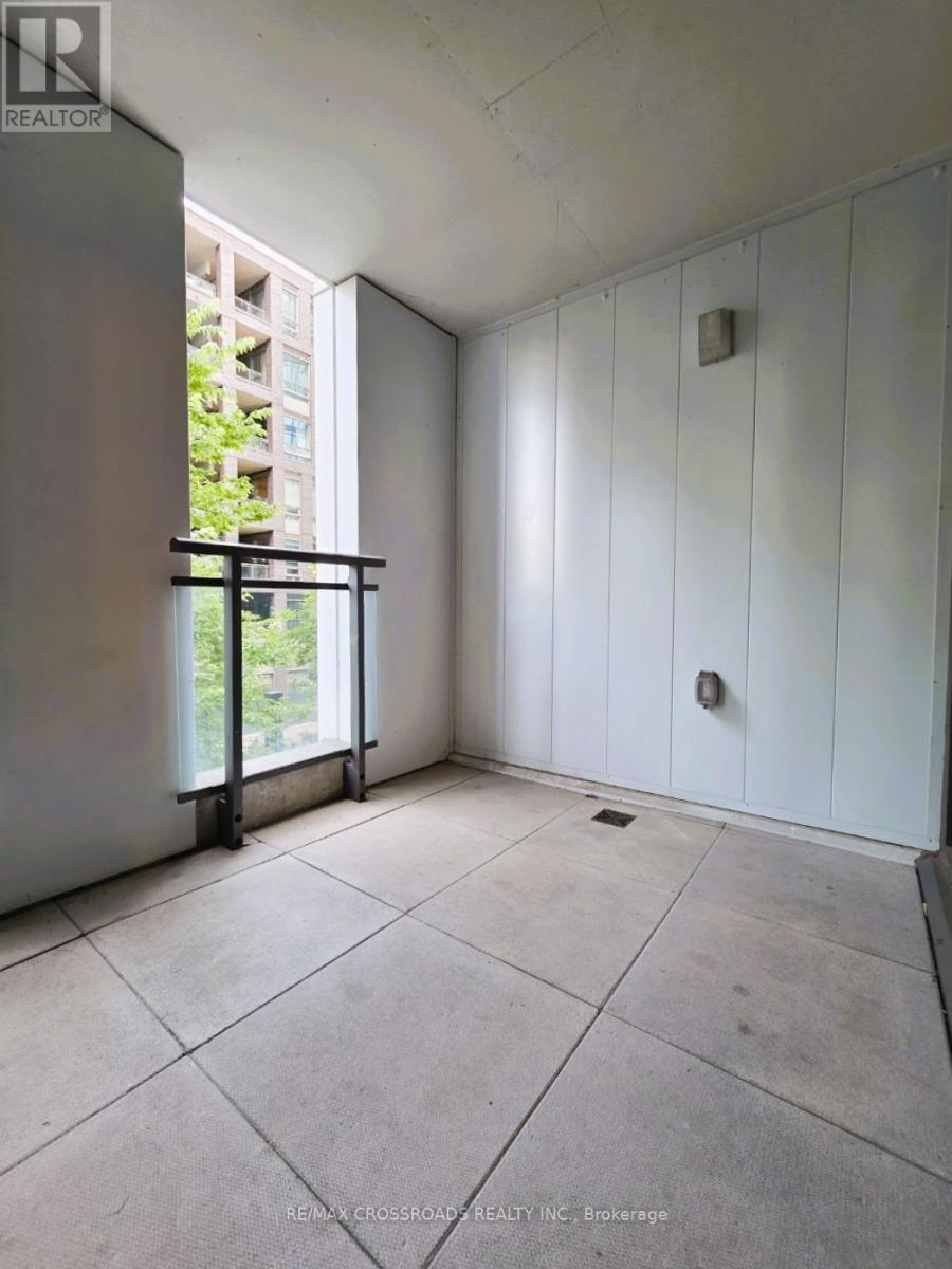 Photo 12 of 221 20 Minowan Miikan Lane, Toronto ON