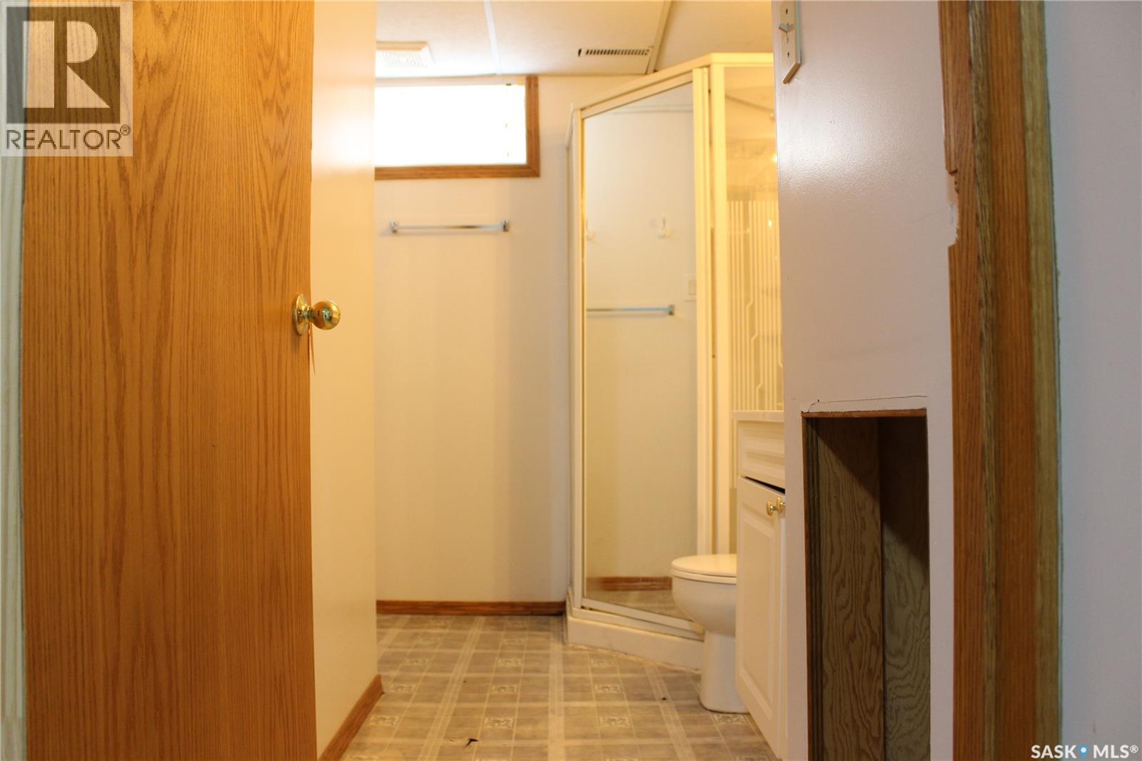 Photo 23 of 54 Buttercup Crescent Nw, Moose Jaw SK
