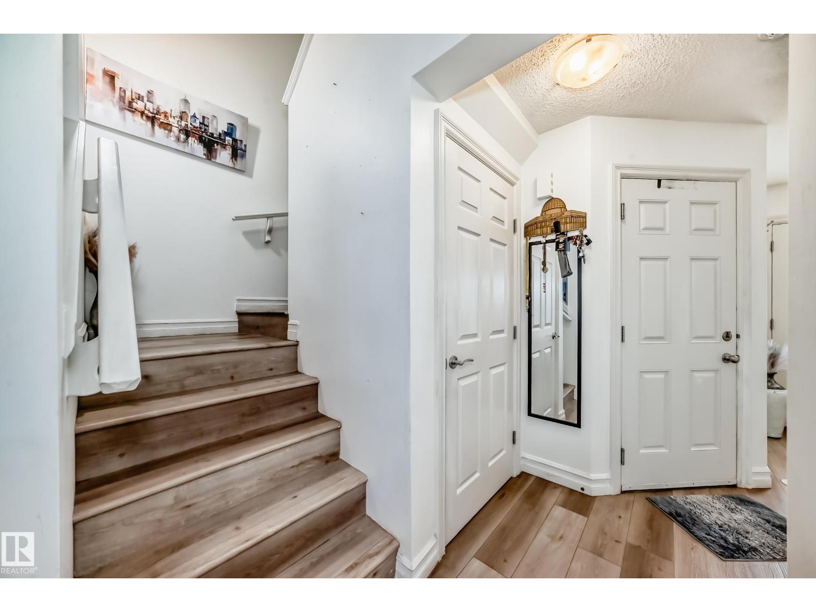 Photo 20 of 13418 166 Av Nw, Edmonton AB