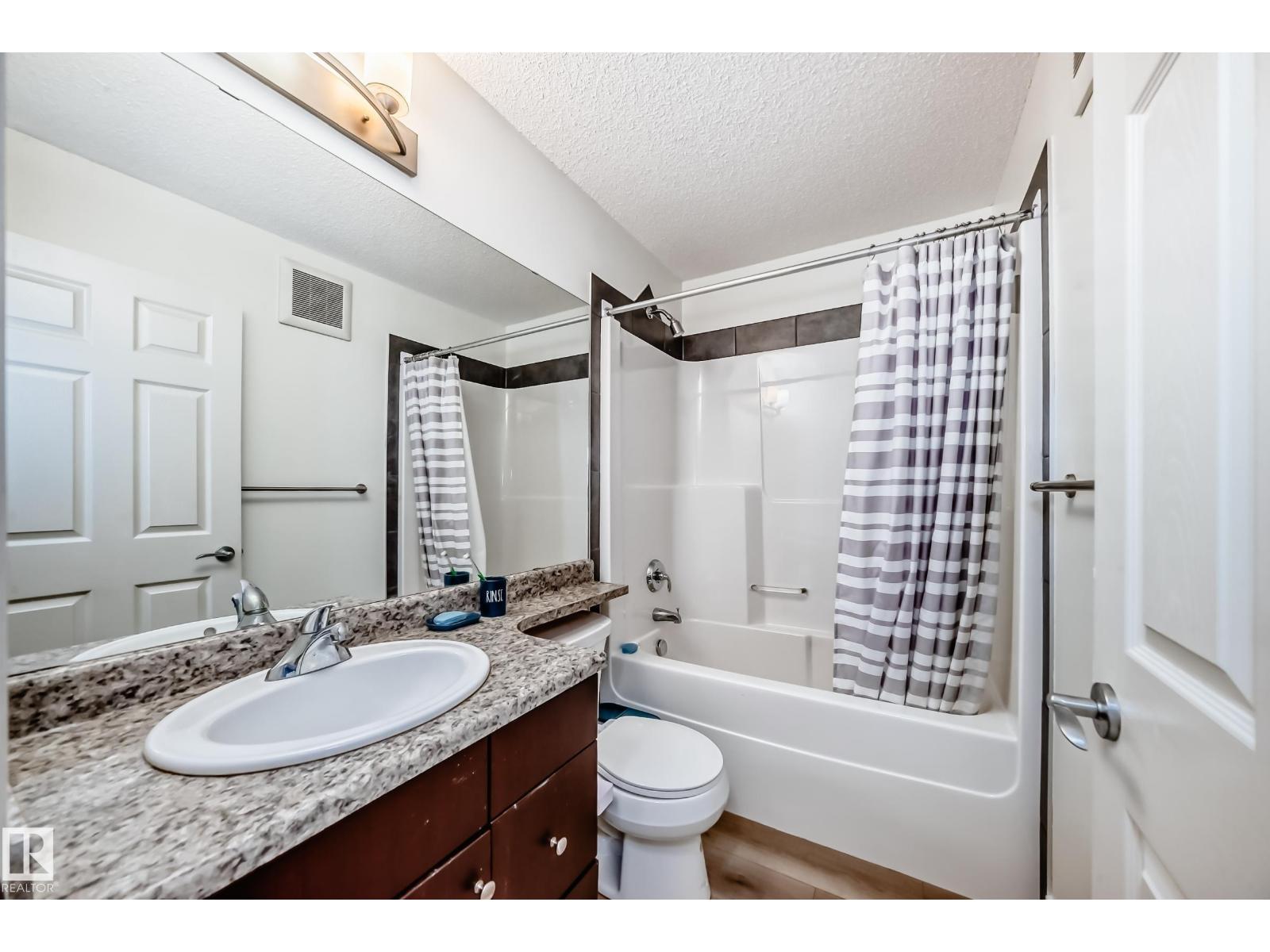 Photo 35 of 13418 166 Av Nw, Edmonton AB
