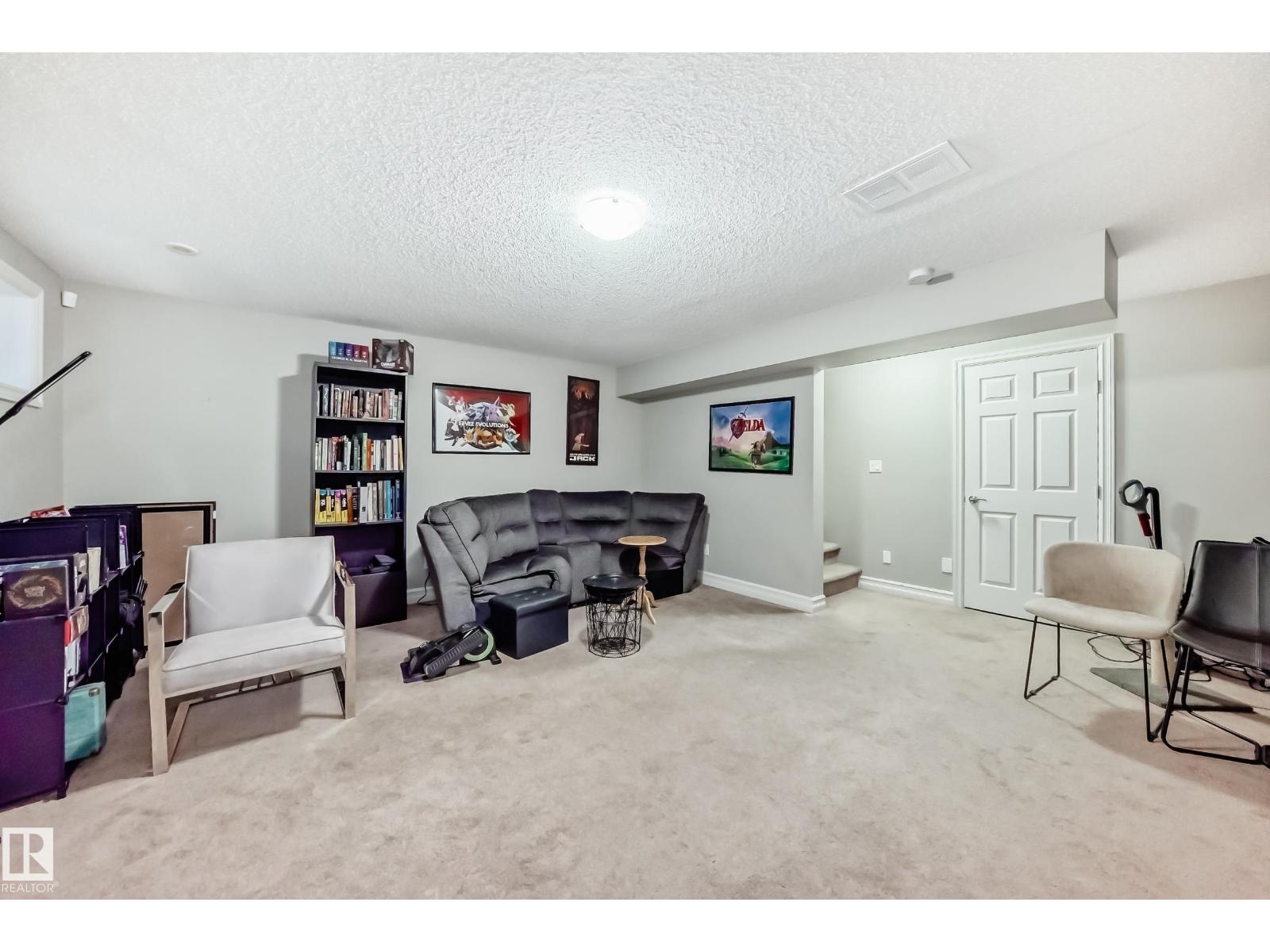 Photo 37 of 13418 166 Av Nw, Edmonton AB
