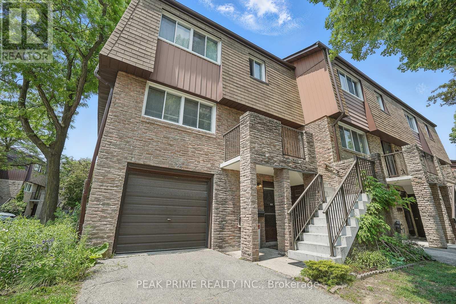 Photo 1 of 28 7030 Copenhagen Road, Mississauga ON