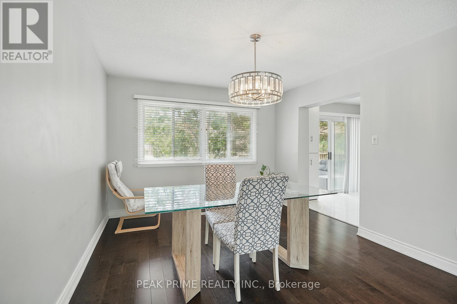 Photo 10 of 28 7030 Copenhagen Road, Mississauga ON
