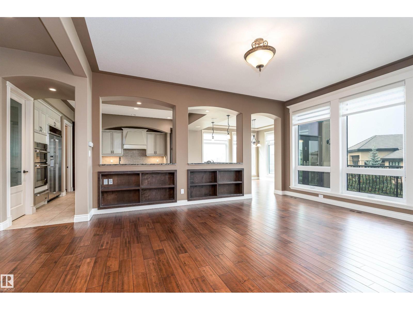 Photo 4 of 3312 Watson Ba Sw, Edmonton AB