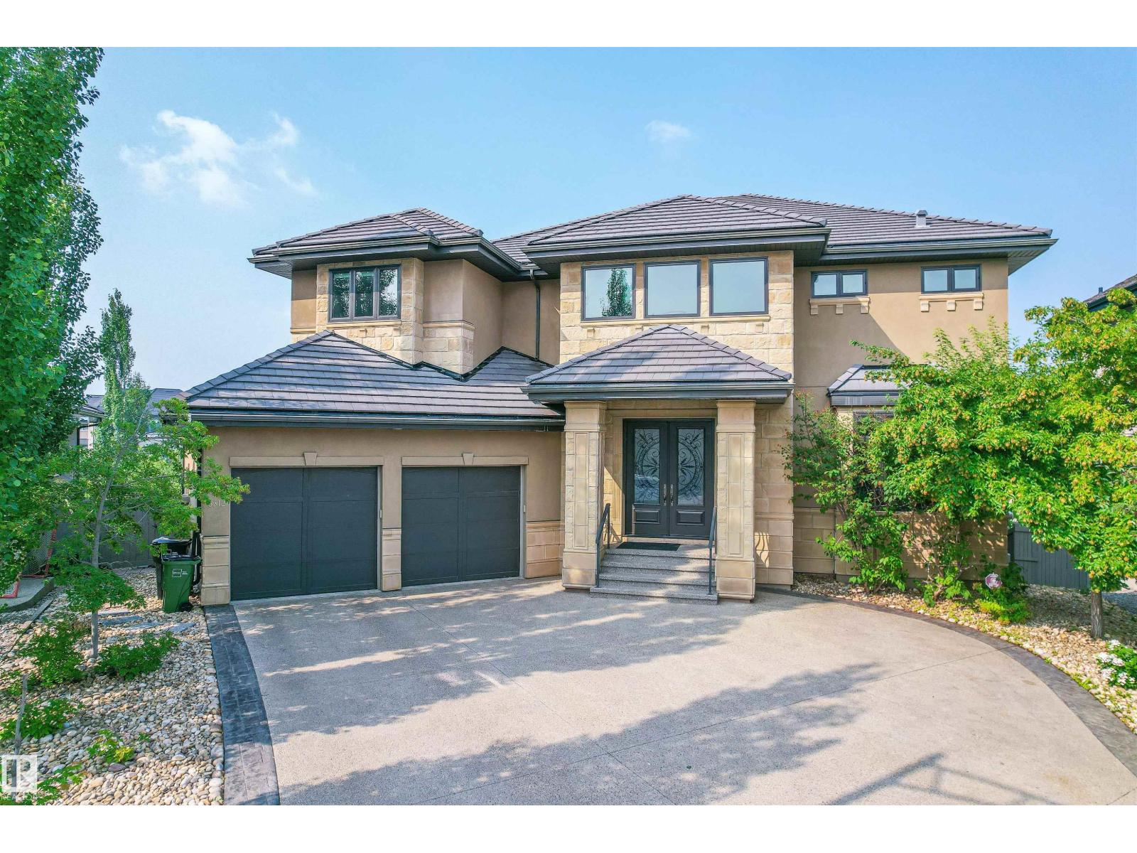 Photo 1 of 3312 Watson Ba Sw, Edmonton AB