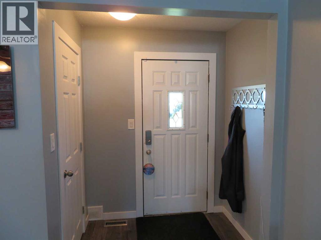 4904 42 Street, Innisfail
