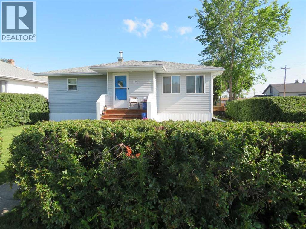 4904 42 Street, Innisfail