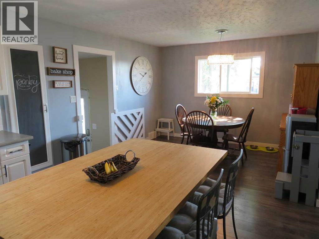 4904 42 Street, Innisfail